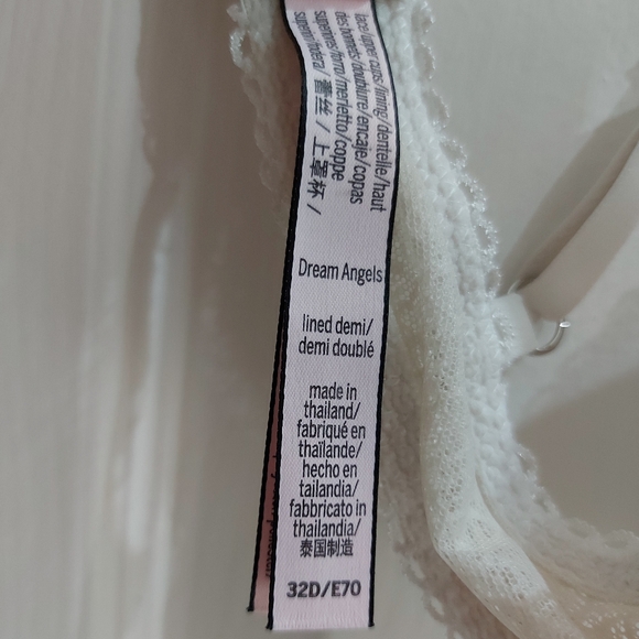 Victoria's Secret | Dream Angels Lined Demi Bra - Picture 6 of 12